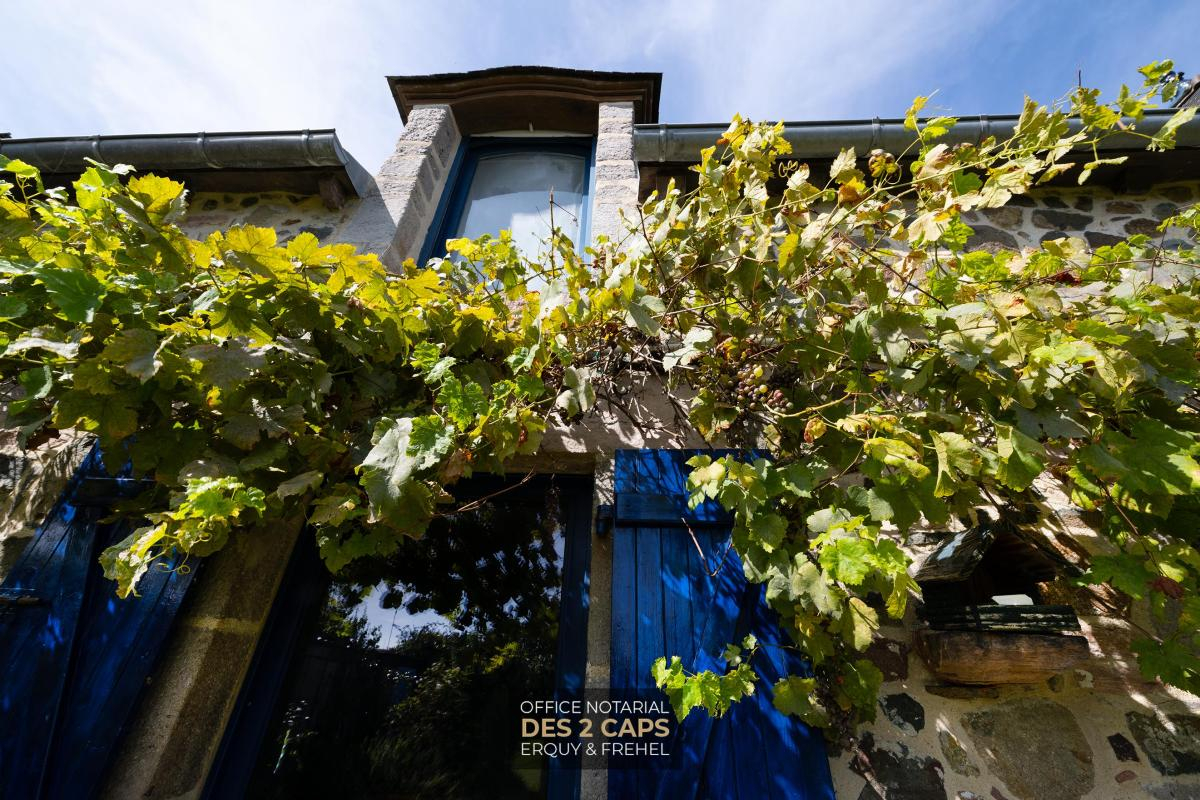 Vente Maison 9 Pièces 149 m² Erquy