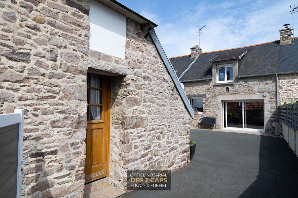 Vente Maison 4 Pièces 67.61 m² Erquy