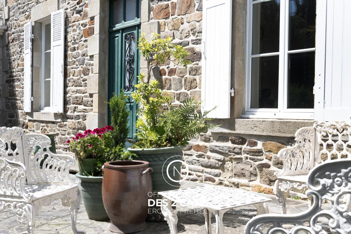 Vente Maison 14&nbsp;Pièces 165&nbsp;m² Matignon