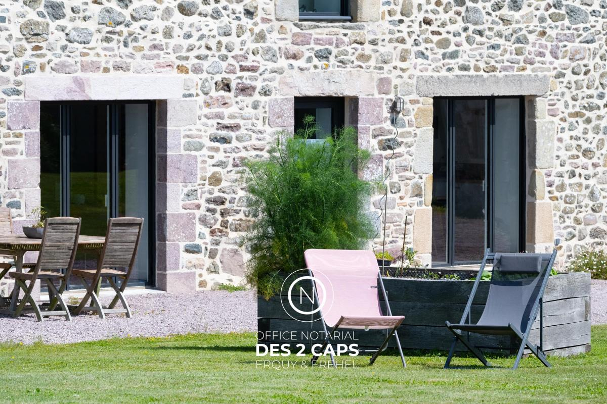 Vente Maison 12&nbsp;Pièces 261.5&nbsp;m² Plurien