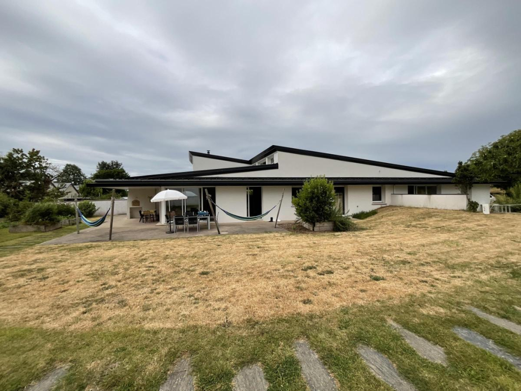 Vente Maison 11 Pièces 288.5 m² Plurien